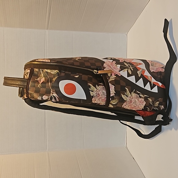 PREOWNED SPRAYGROUND BACKPACK - Picture 4 of 17